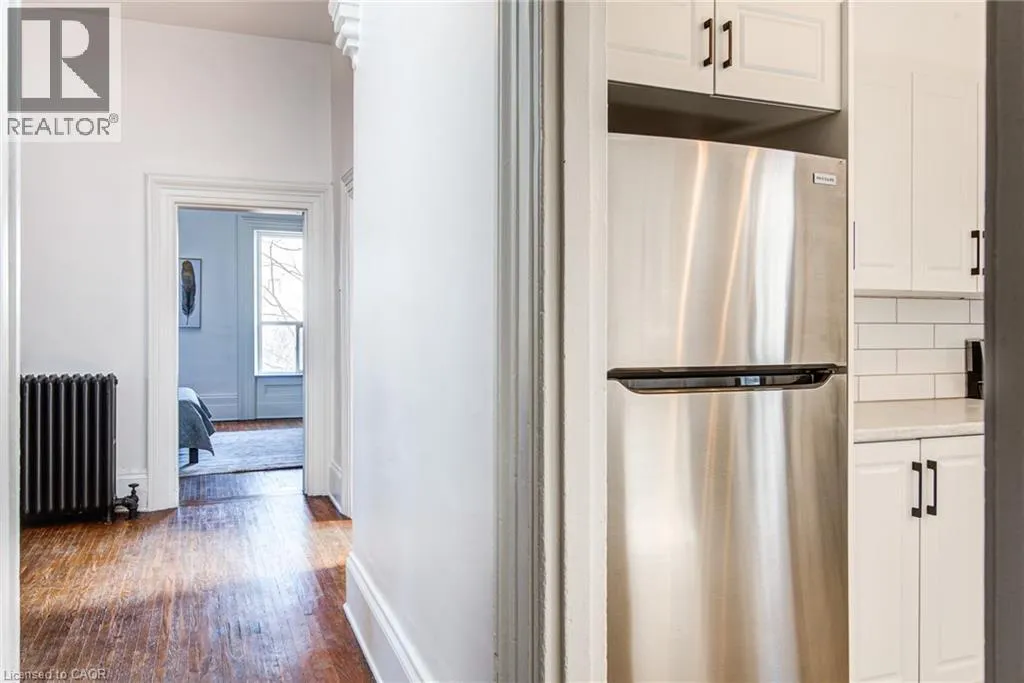 255 RAGLAN Street Unit# 5, #5