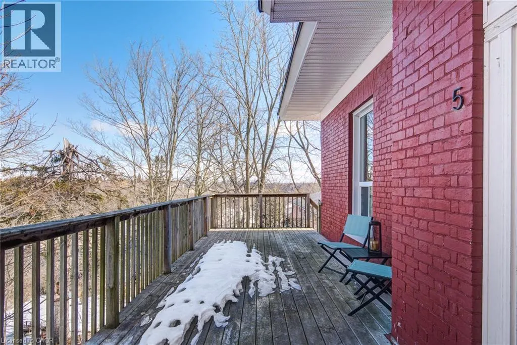 255 RAGLAN Street Unit# 5, #5