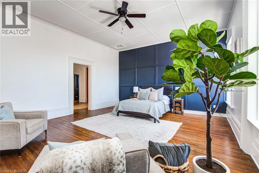 255 RAGLAN Street Unit# 5, #5