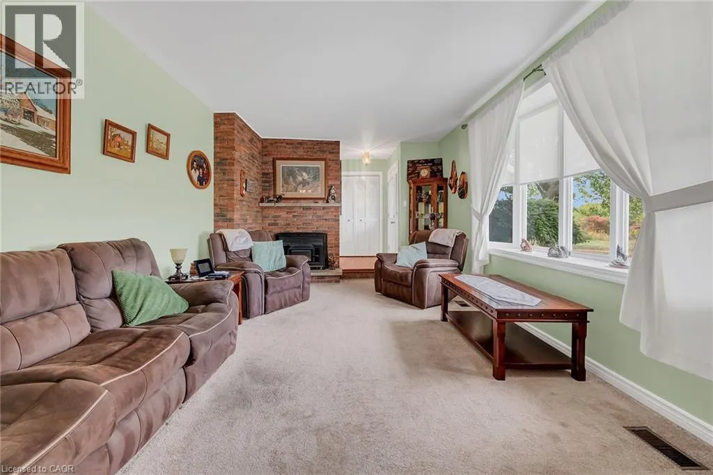 484 HALD-DUNN TOWNLINE Road