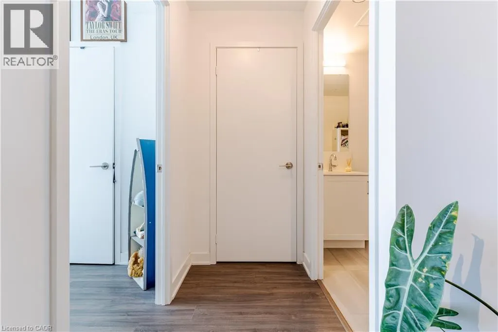 681 YONGE Street Unit# 409, #409