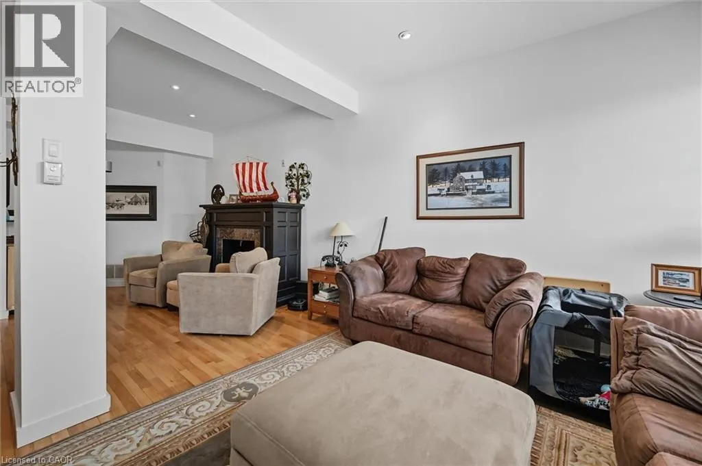 49 ONTARIO Street Unit# 1, #1