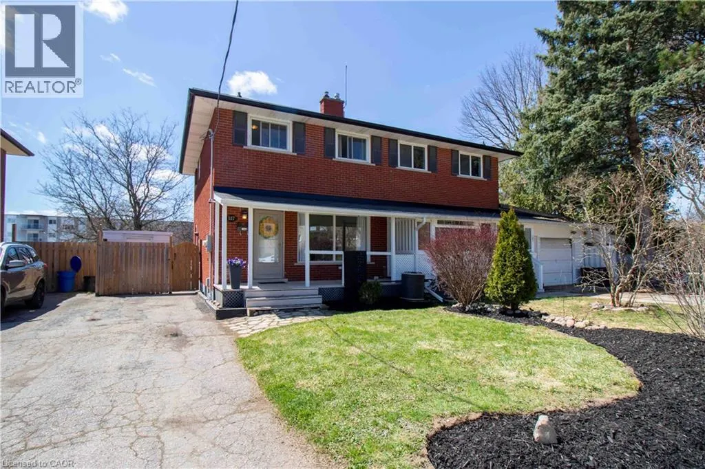 187 CLOVER Place
