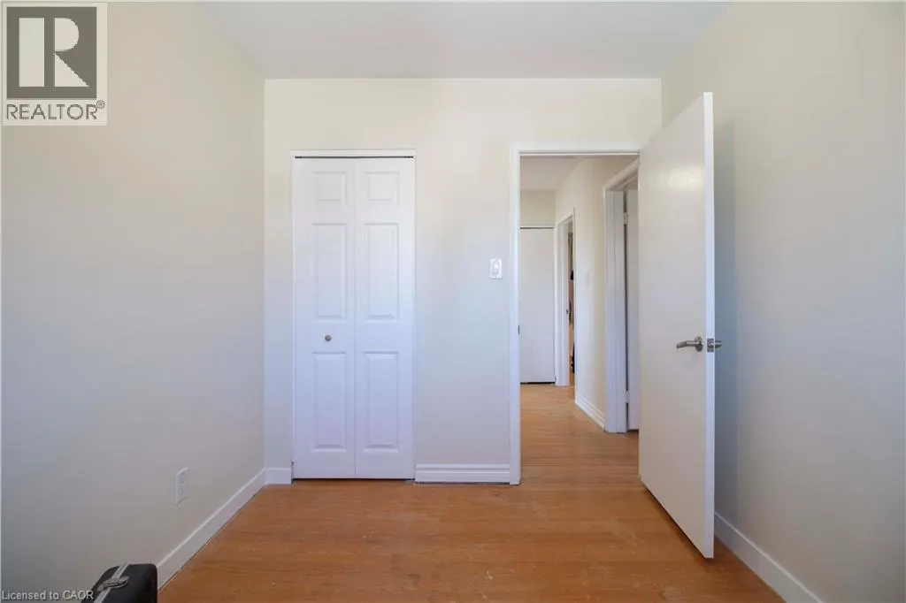 187 CLOVER Place