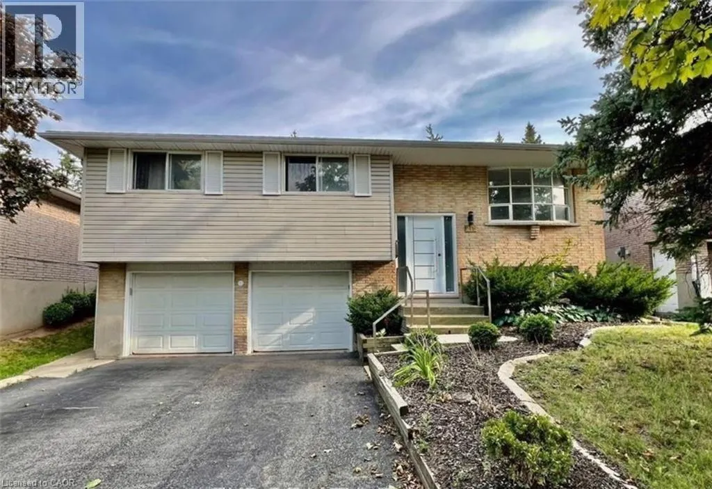 213 NORTHLAKE Drive