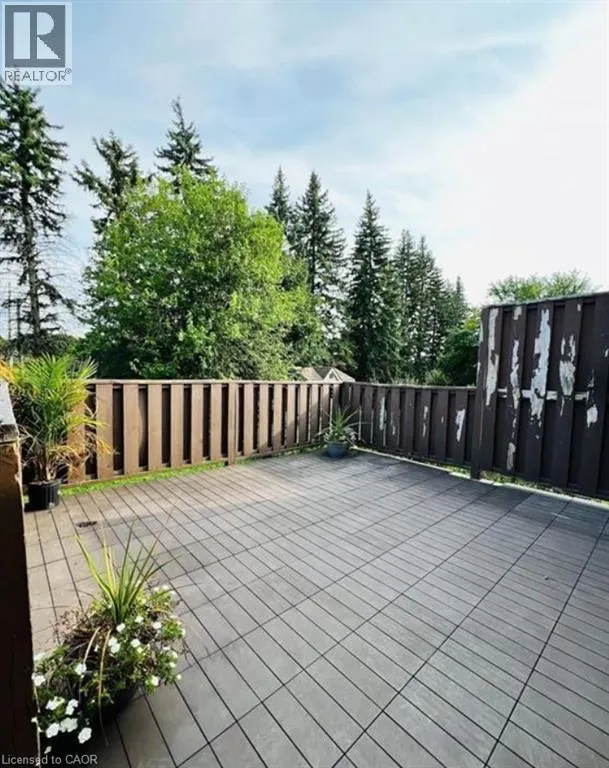 213 NORTHLAKE Drive