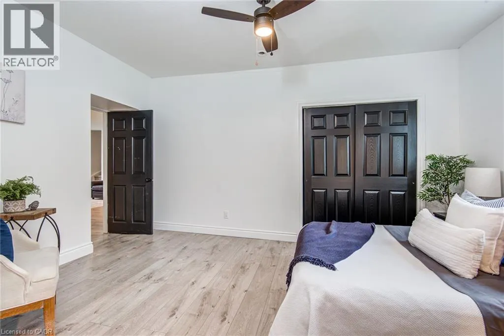 255 RAGLAN Street Unit# 2, #2
