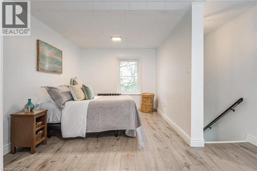 255 RAGLAN Street Unit# 2, #2