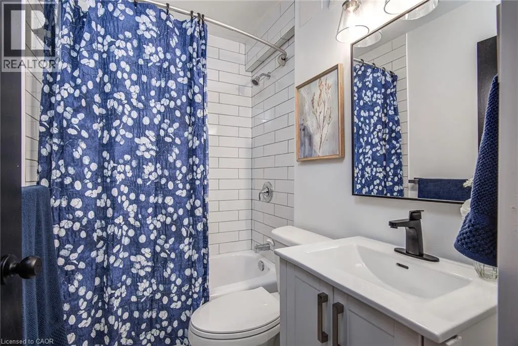 255 RAGLAN Street Unit# 2, #2
