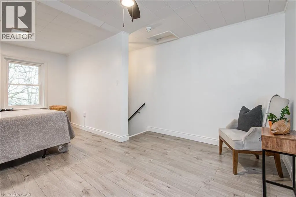 255 RAGLAN Street Unit# 2, #2