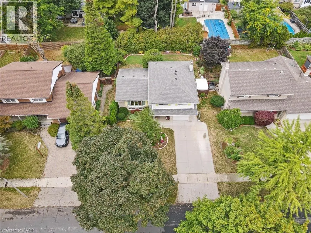 18 SIMPSON Avenue