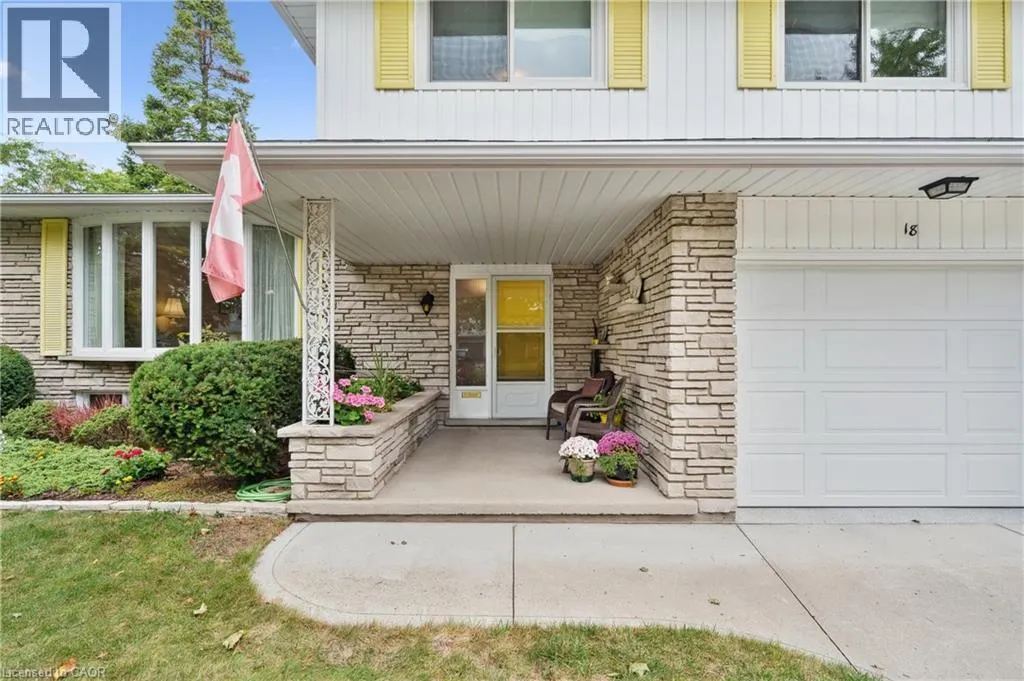 18 SIMPSON Avenue