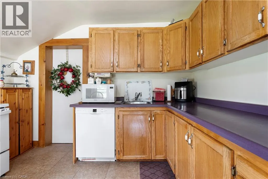 5400 NORTH SERVICE Road