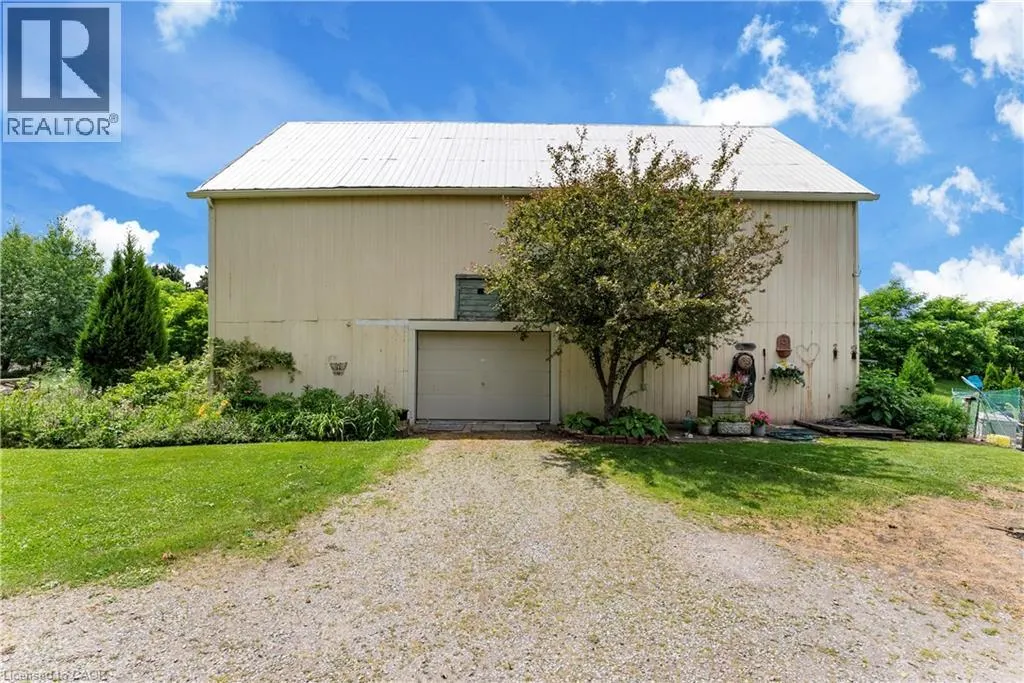 5400 NORTH SERVICE Road