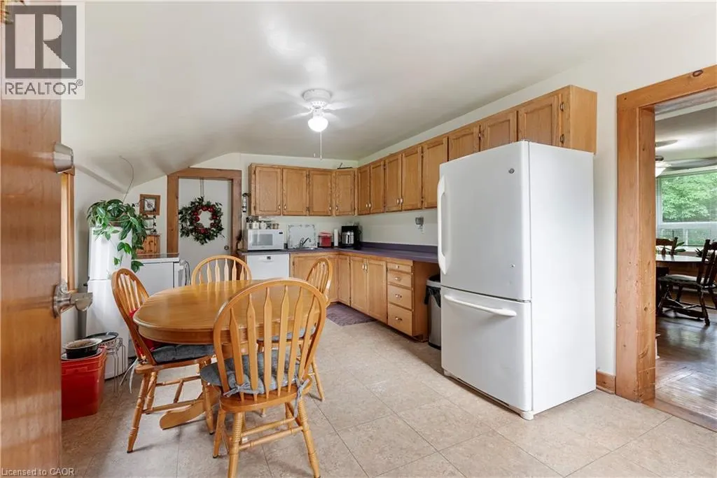 5400 NORTH SERVICE Road