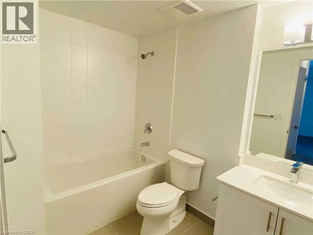 550 NORTH SERVICE Road Unit# 213, #213