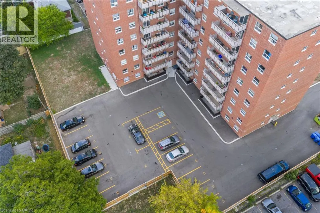 851 QUEENSTON Drive Unit# 802, #802