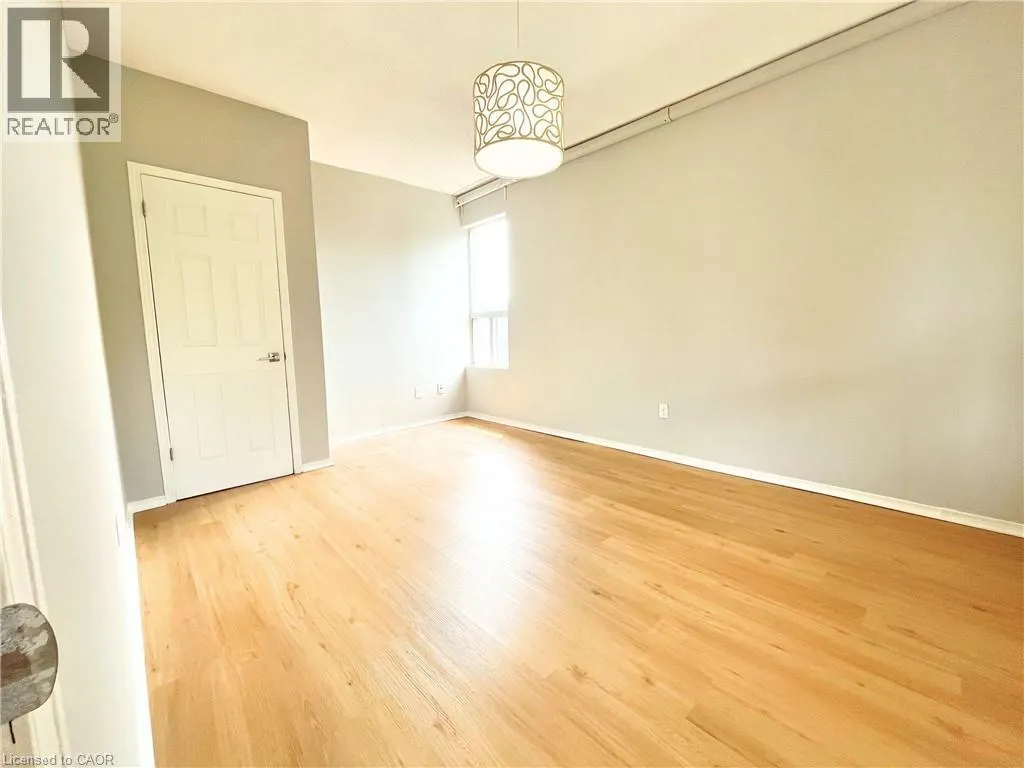 121 PARK Street S Unit# 5, #5