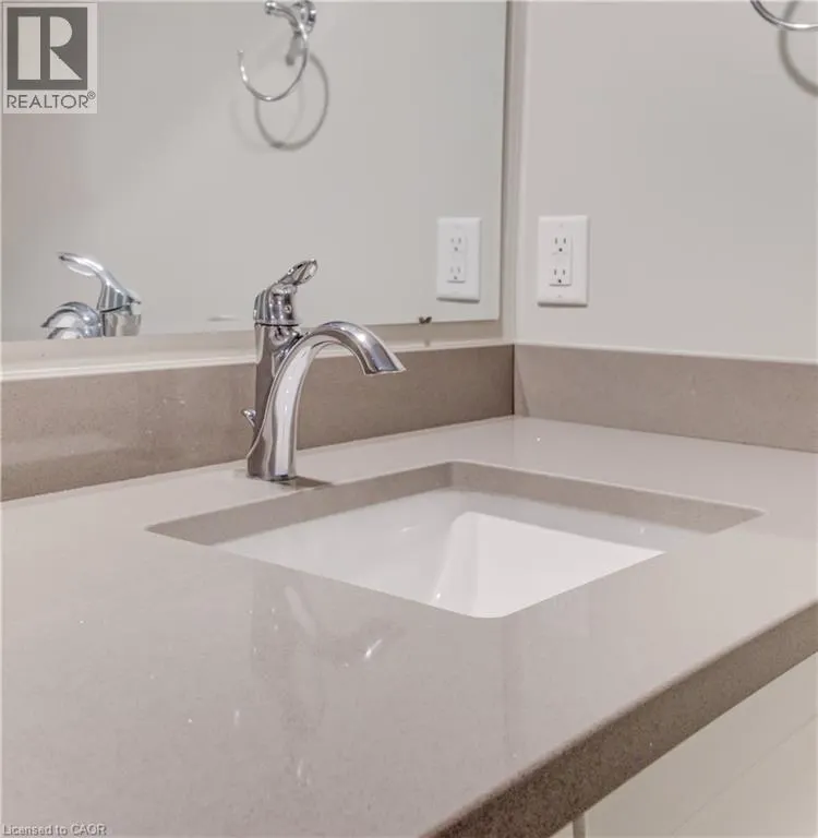 294 ROSEMOUNT Drive Unit# B, #B