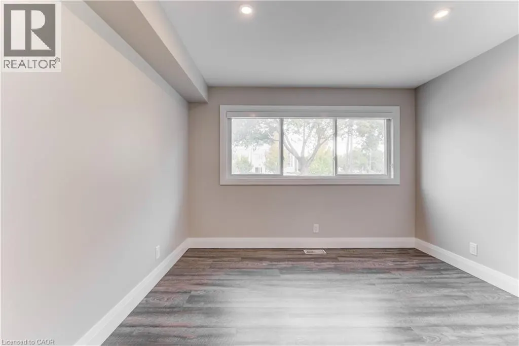 294 ROSEMOUNT Drive Unit# B, #B