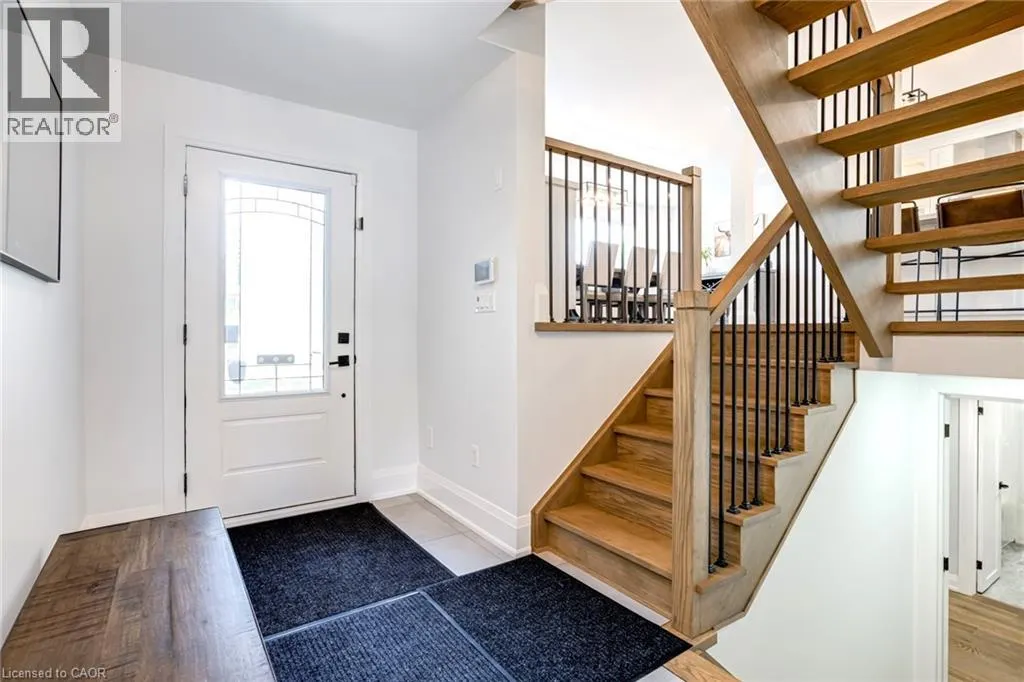 5199 BROUGHTON Crescent