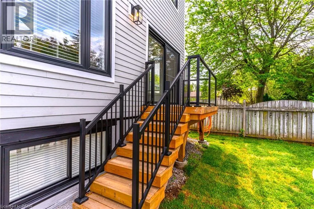 5199 BROUGHTON Crescent