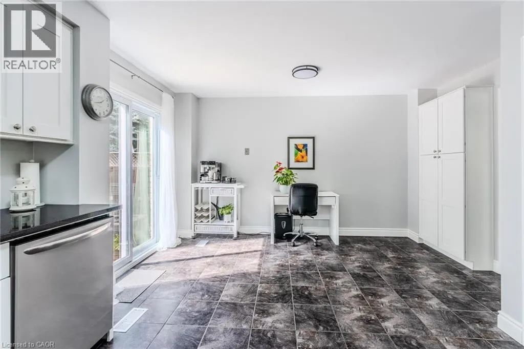 1237 BLACKBURN Drive