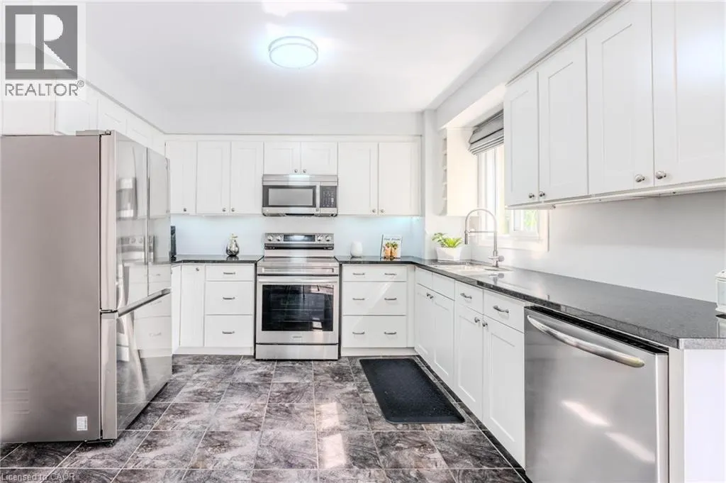 1237 BLACKBURN Drive