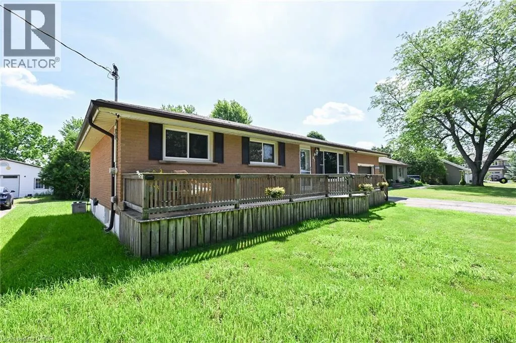 83 OAK Avenue