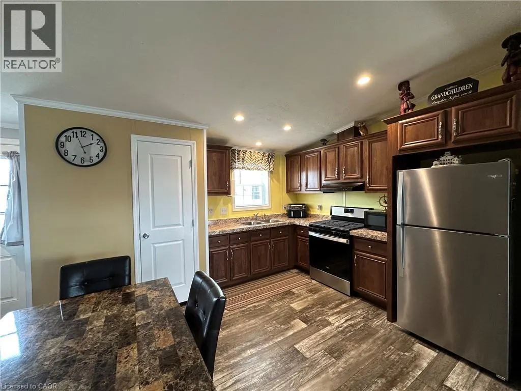 14 COPPER BEECH Drive