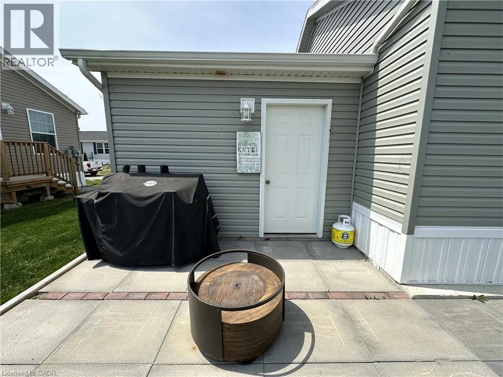 14 COPPER BEECH Drive