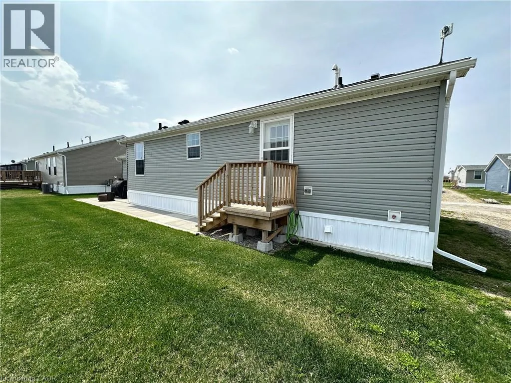 14 COPPER BEECH Drive