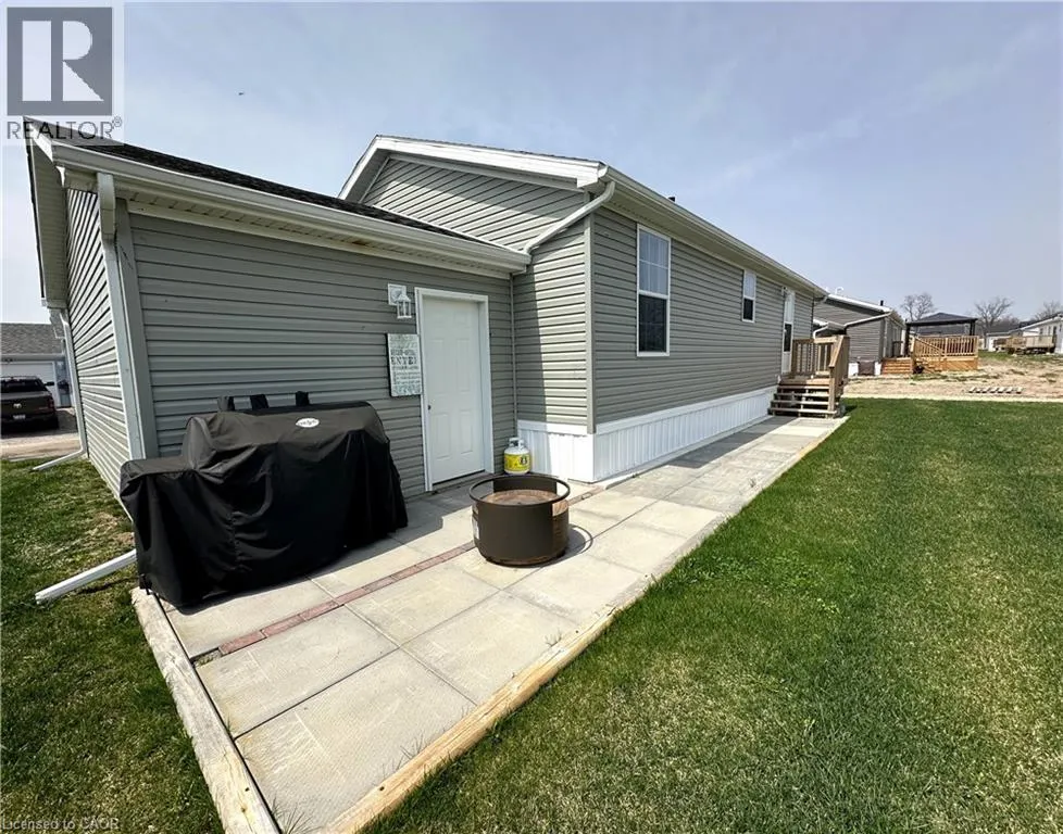 14 COPPER BEECH Drive