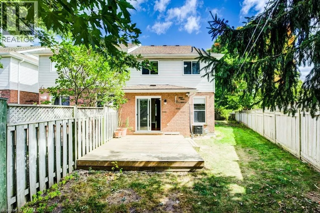 4 KING WILLIAM Court