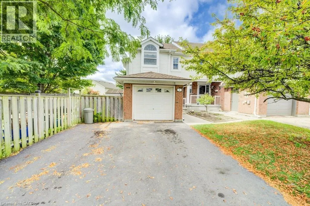 4 KING WILLIAM Court