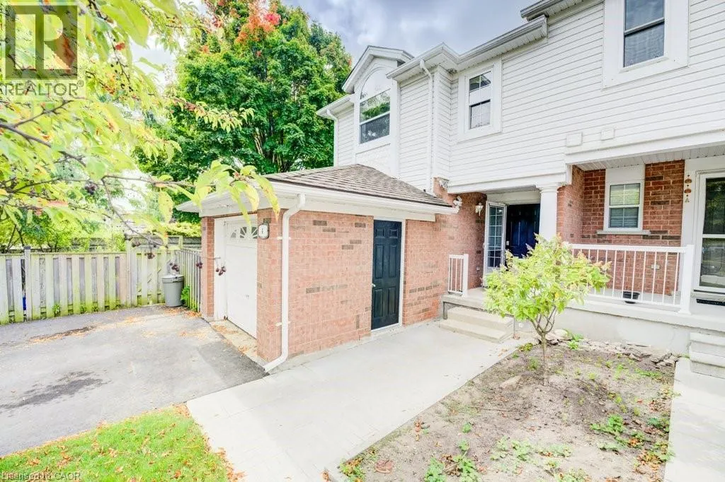 4 KING WILLIAM Court