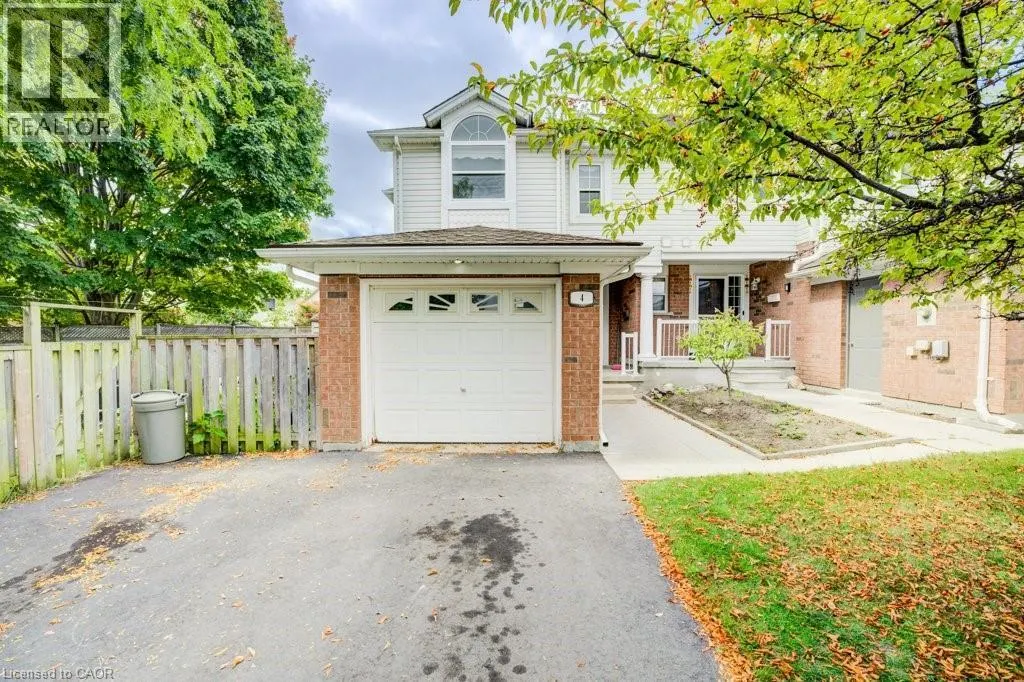 4 KING WILLIAM Court