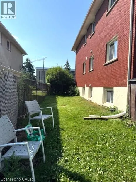 106 CHANDLER Drive Unit# 1, #1
