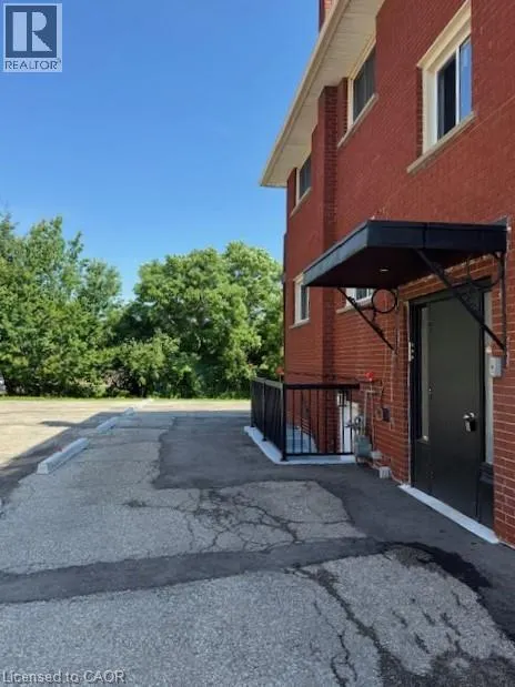 106 CHANDLER Drive Unit# 1, #1