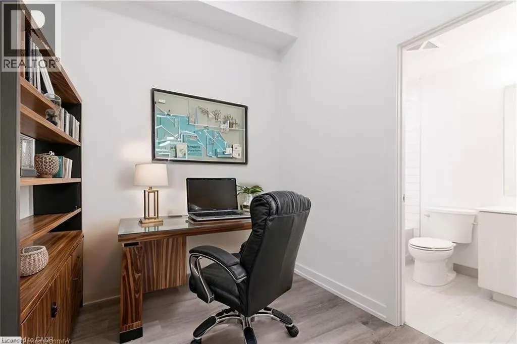 15 WELLINGTON Street S Unit# 510, #510