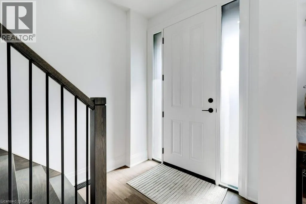 38 EAST 16TH Street