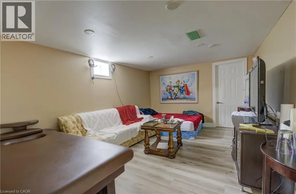 324 MAPLE Avenue Unit# BASEMENT, #BASEMENT