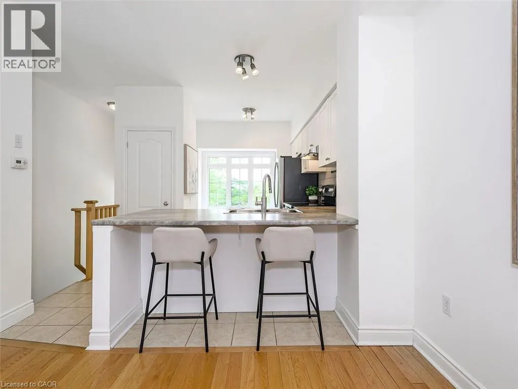 5080 FAIRVIEW Street Unit# 15, #15