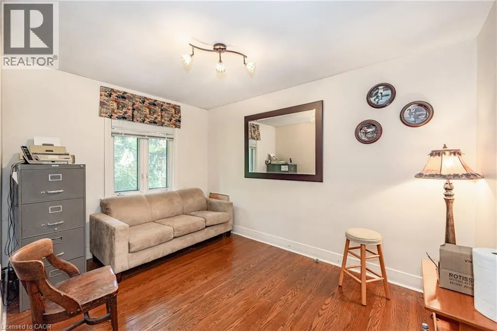 557 STILLWATER Crescent