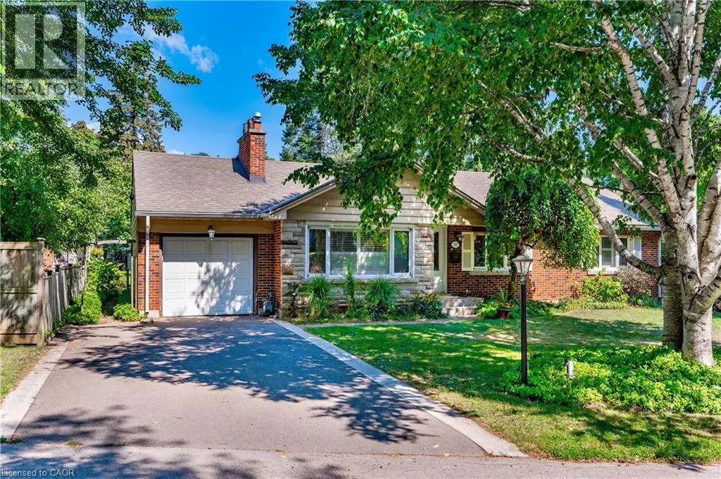 557 STILLWATER Crescent