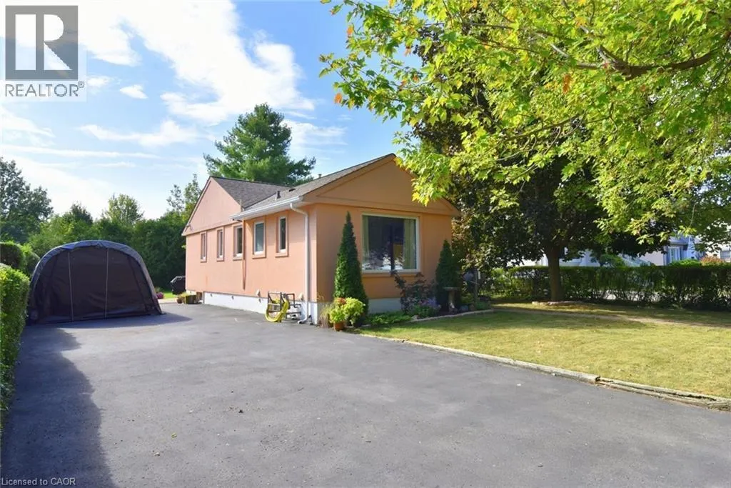 26 HEYWOOD Avenue
