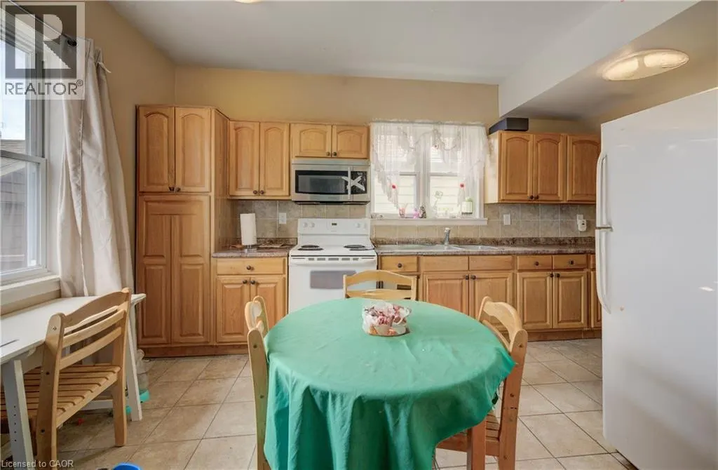 324 MAPLE Avenue Unit# MAIN, #MAIN