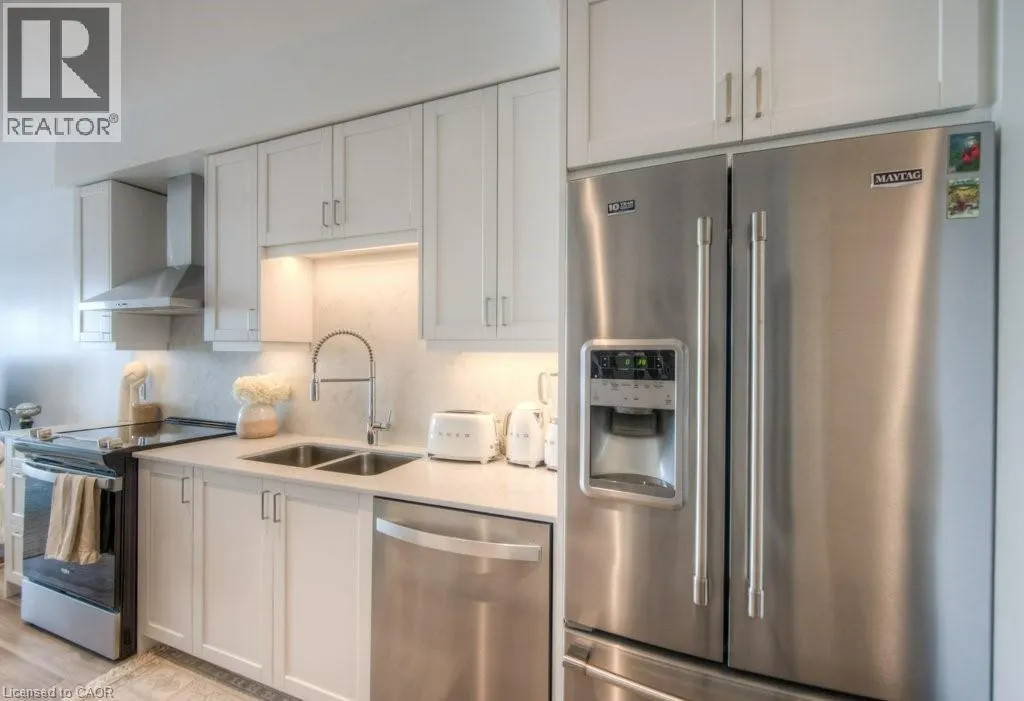 50 GRAND Avenue S Unit# 1511, #1511