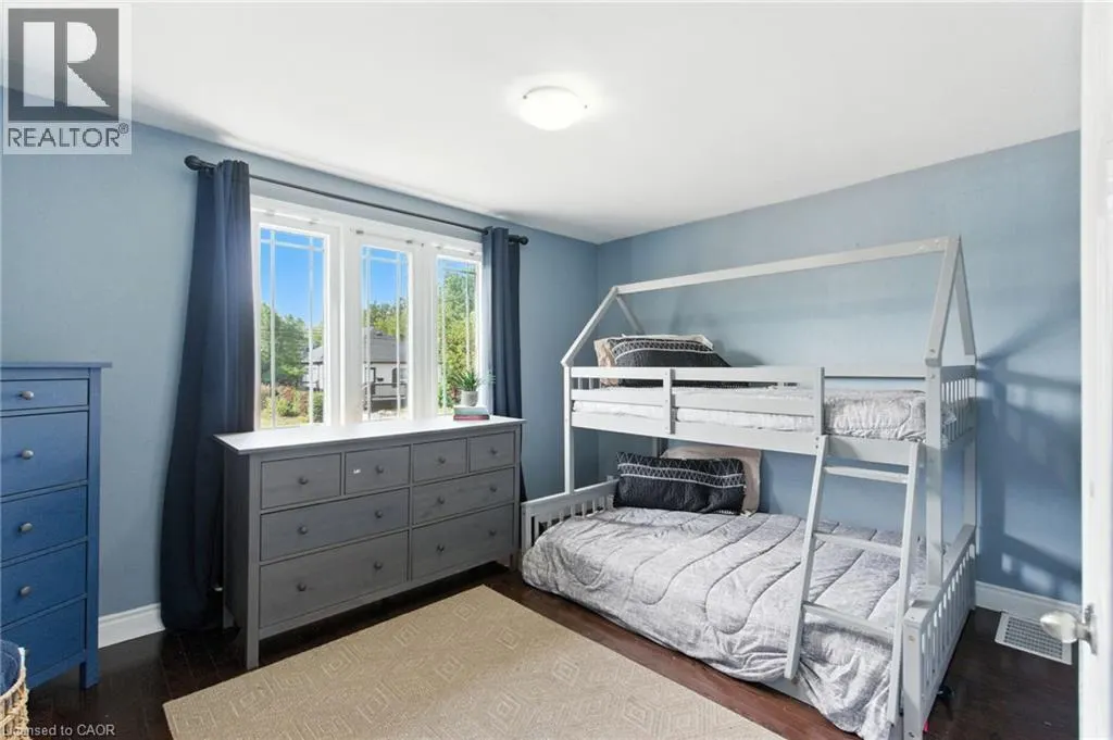 289 EAST 25TH Street