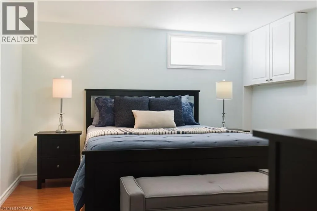 289 EAST 25TH Street